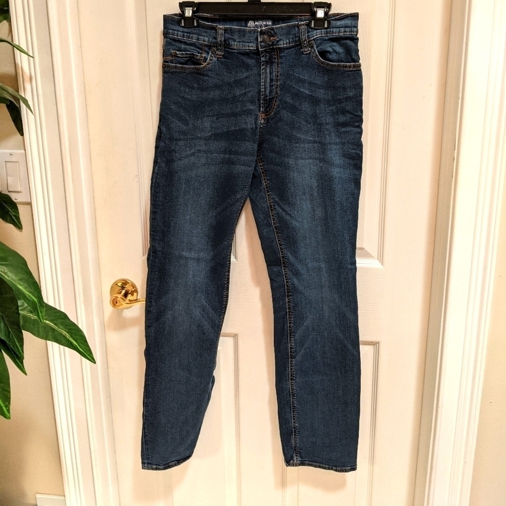 American Rag Women's Straight Leg Jeans Size 30x32